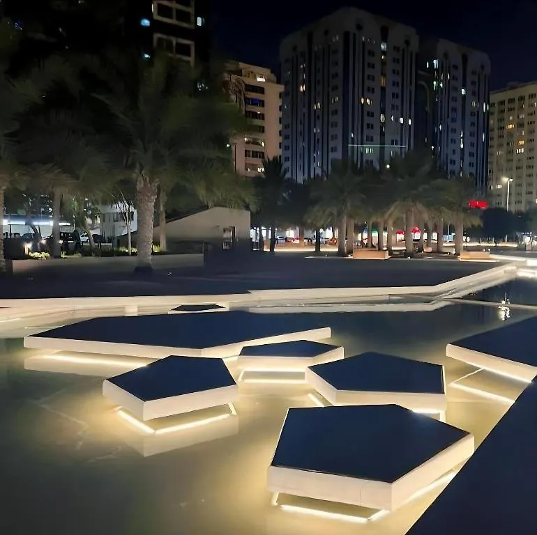 6 Flat In Abu Dhabi Downtown Apartment