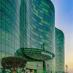 5* Hotell Millennium Al Rawdah